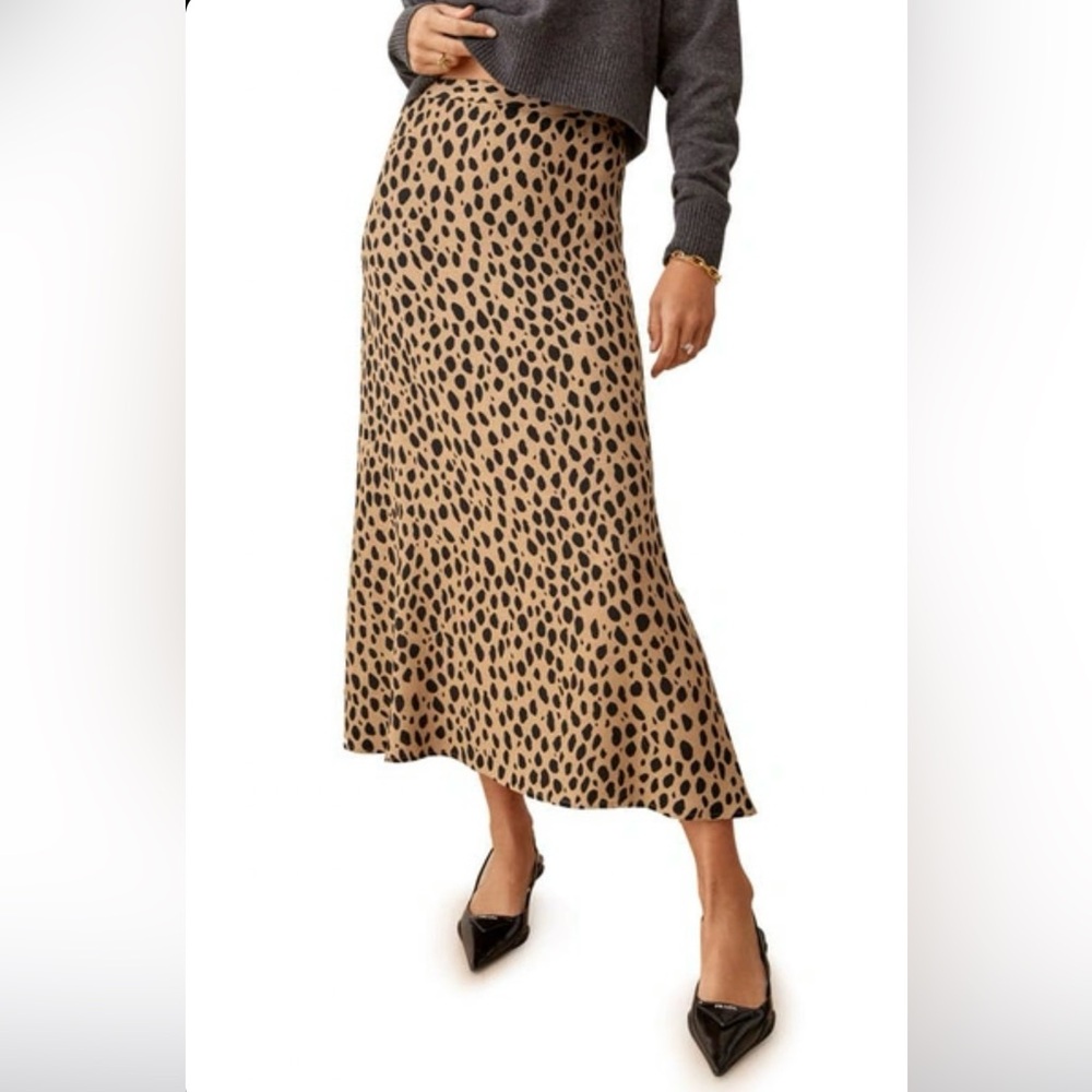 Reformation Bea Midi Skirt in Bobcat